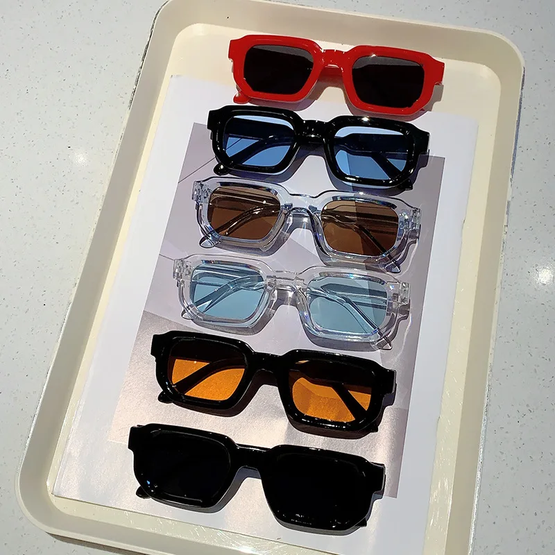 Street Fashion Brands - Vintage Rectangle Frame Sunglasses Outdoor Man